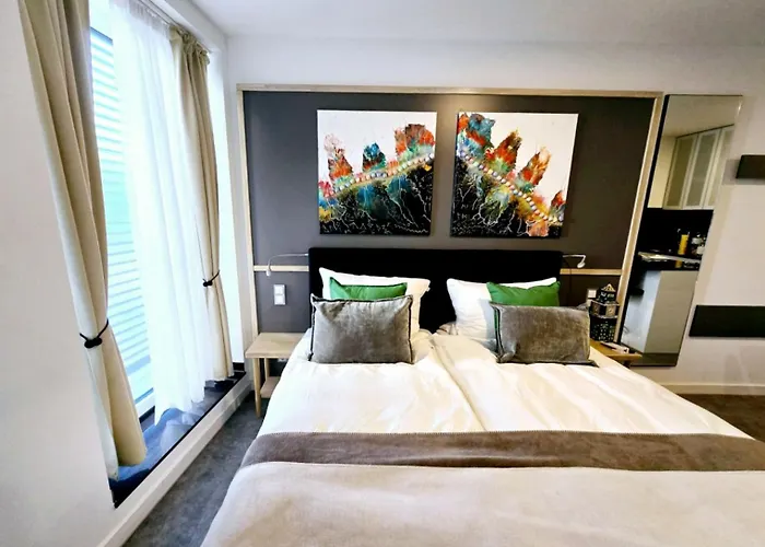 Gemuetliche Am Rhein * Κολωνία